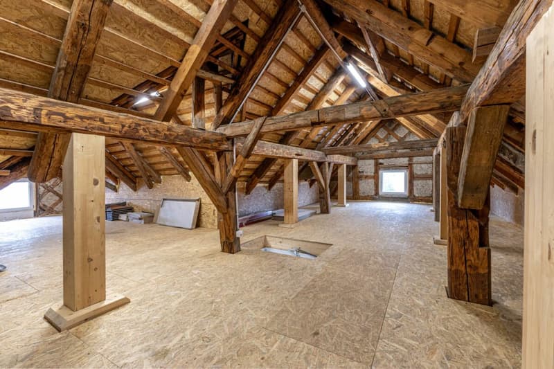 Freistehendes 7.5-Zimmer-Einfamilienhaus an zentraler Lage (23)