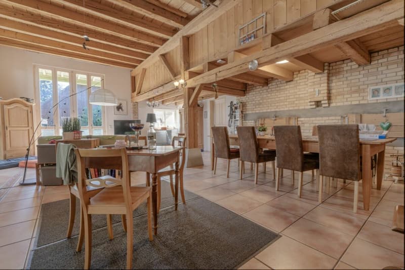 Historisches 9.5-Zimmer-Bauernhaus - stilvoll saniert, einzigartig im Charakter (15)