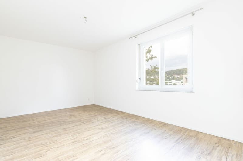 Lichtdurchflutete 4.5-Zimmer-Wohnung mit gedecktem Balkon (9)