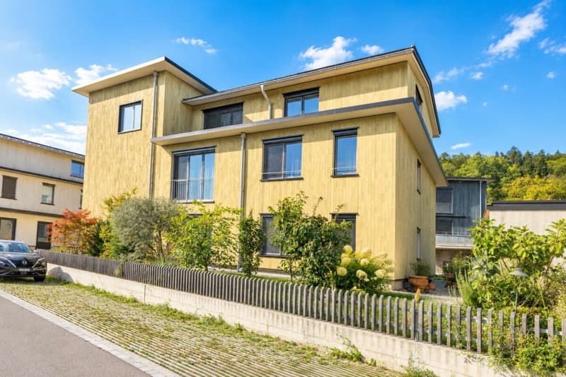 Hochwertige 4.5-Zimmer-Gartenwohnung in ruhigem Familienquartier ohne Durchgangsverkehr (22)