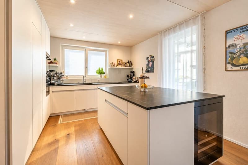 Hochwertige 4.5-Zimmer-Gartenwohnung in ruhigem Familienquartier ohne Durchgangsverkehr (4)
