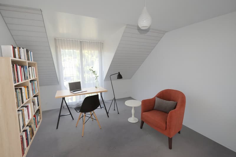 *** Very centrally located 5.5 room attic maisonette apartment *** (7)