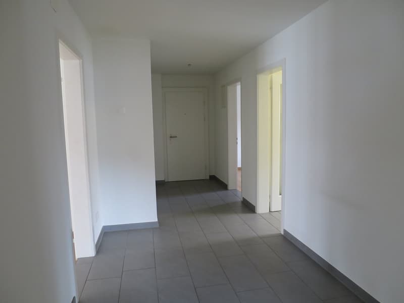 *** Charmante, helle 4-Zimmer-Wohnung in Turbenthal *** (2)