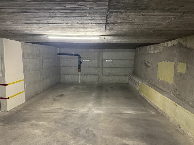Large underground parking space for sale (2)