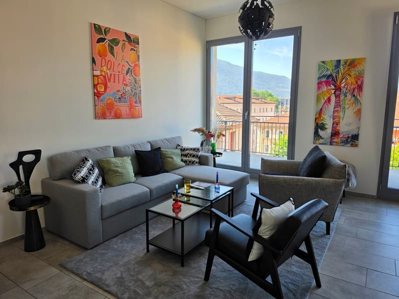 Wohnung mit 3 Zimmern in Muralto mit Panoramablick – auch als Zweitwohnsitz (2)