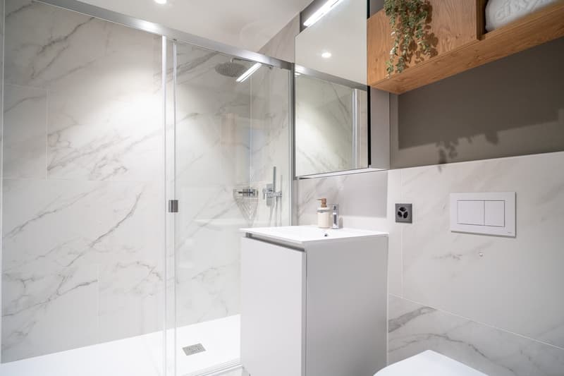 City Pop - Studio Apartments in Basel, next to the train station (9)