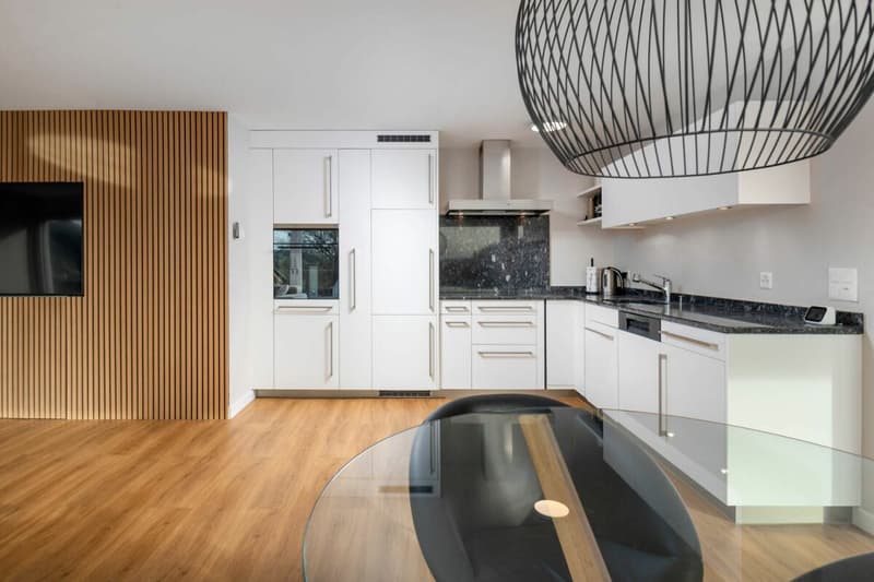 Lovingly renovated, with a view and pool (7)