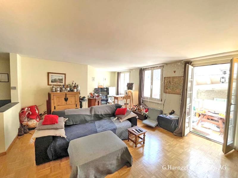 Grosszügige, helle 5 1/2 Zi-Maisonette-Wohnung mit Balkon in der Altstadt (2)