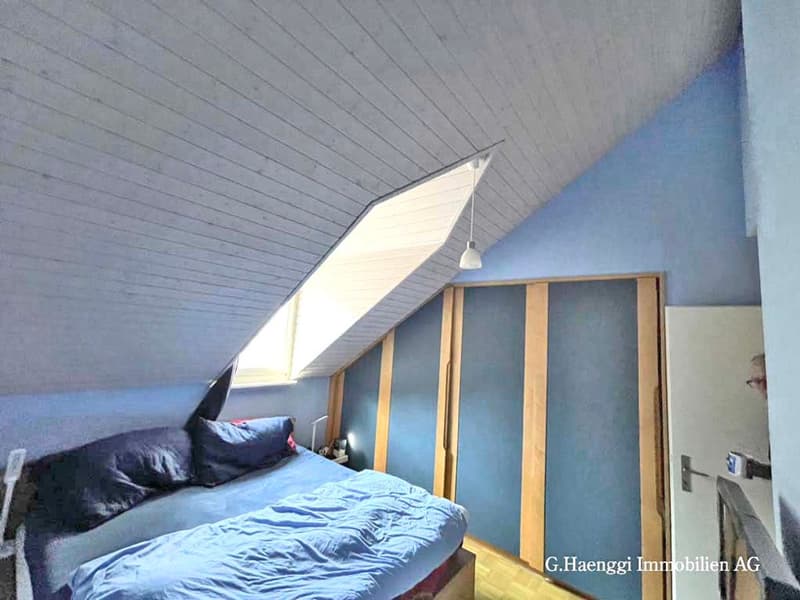 Grosszügige, helle 5 1/2 Zi-Maisonette-Wohnung mit Balkon in der Altstadt (8)