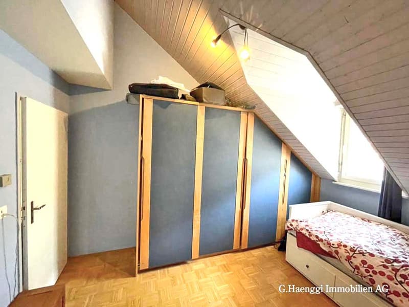Grosszügige, helle 5 1/2 Zi-Maisonette-Wohnung mit Balkon in der Altstadt (10)