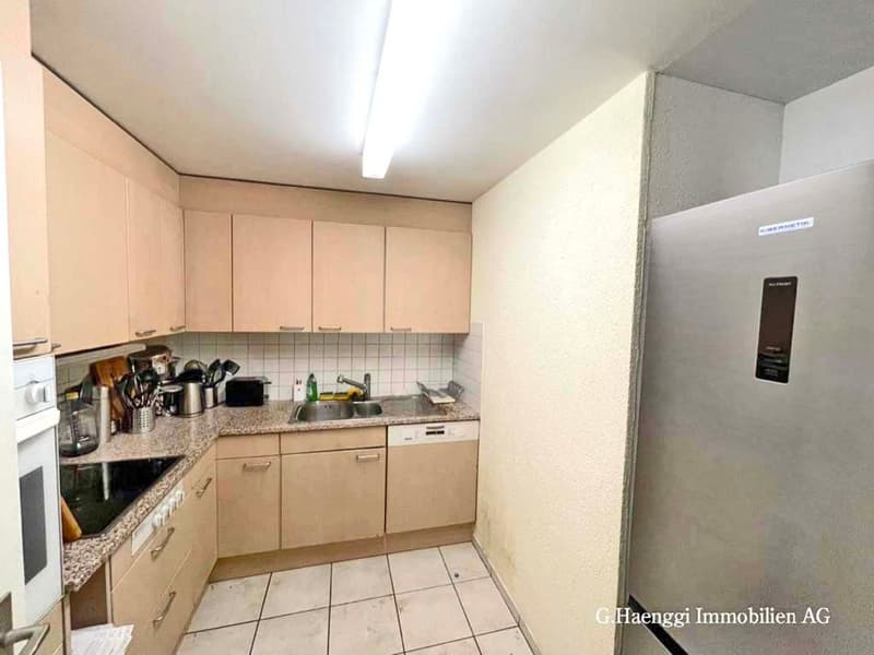 Grosszügige, helle 5 1/2 Zi-Maisonette-Wohnung mit Balkon in der Altstadt (7)