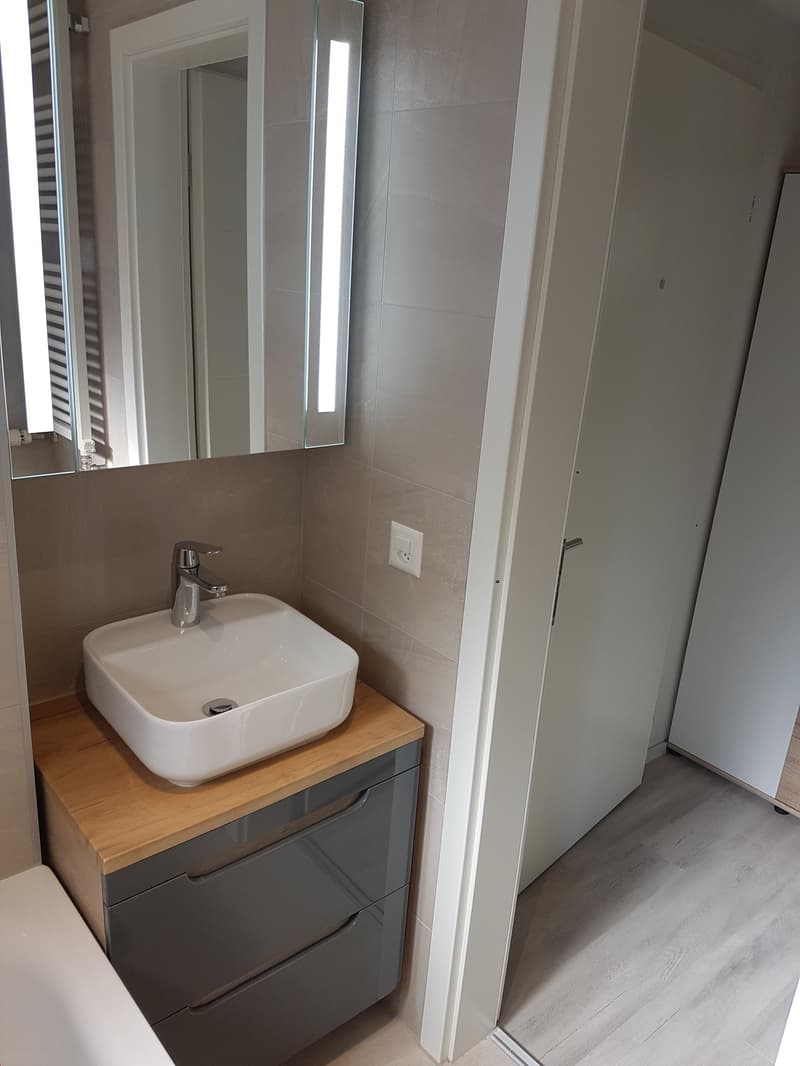 Trendig Möblierte  Wohnung, MIT EIGENER TERRASSE! Top Lage! (6)