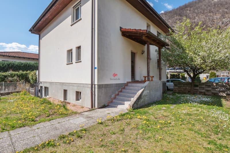 10 minutes from Bellinzona, your dream home! (2)