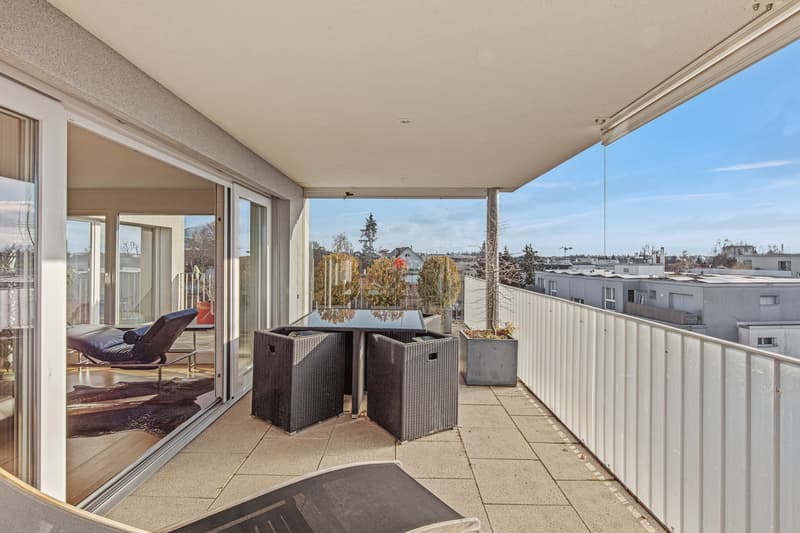 Attic apartment with great panoramic and mountain views (11)