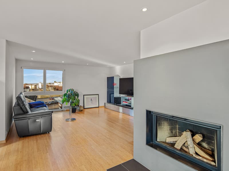 Attic apartment with great panoramic and mountain views (6)