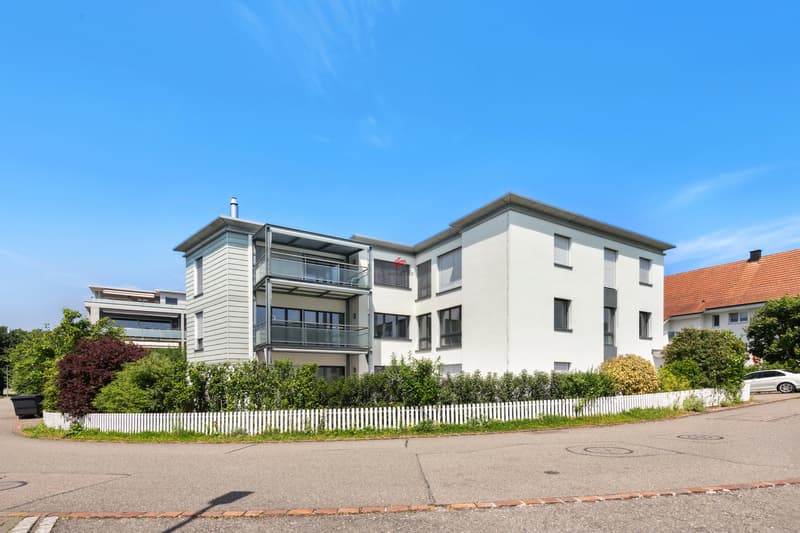 Attic apartment with many extras and great potential for value increase (1)