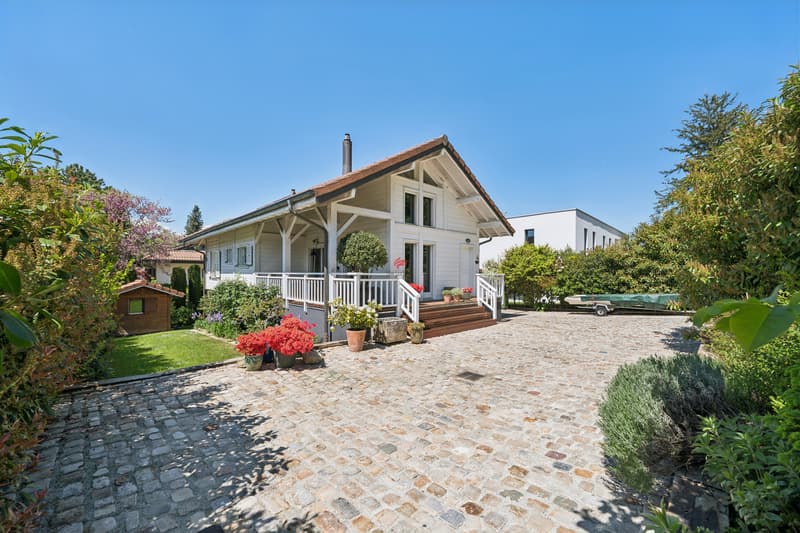 Close to the lake: Discover your charming cottage-style house! (1)