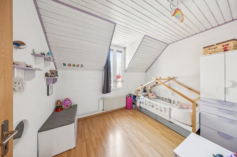 Top location for families - school and kindergarten nearby! (8)