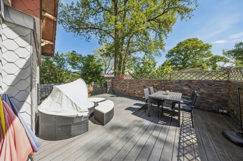 Top location for families - school and kindergarten nearby! (12)