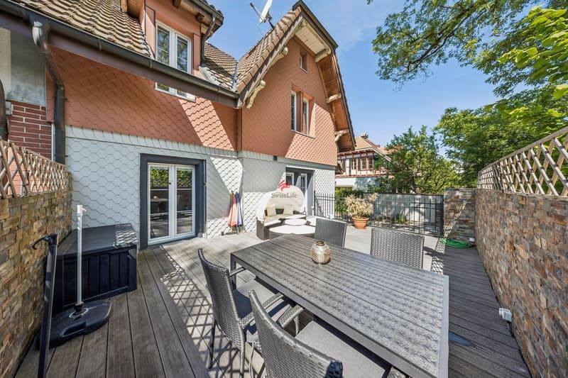Top location for families - school and kindergarten nearby! (13)