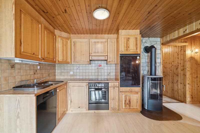House with 2 independent apartments (5)