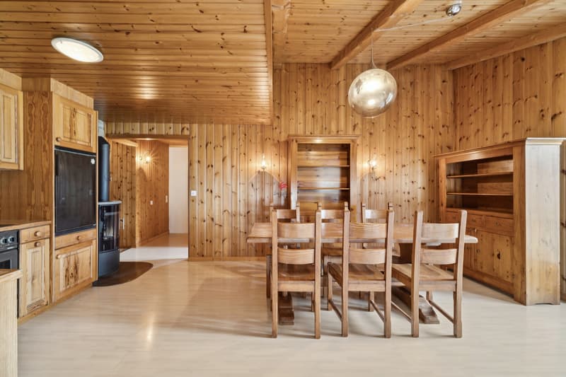 House with 2 independent apartments (4)
