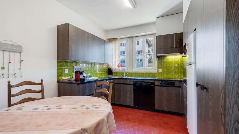 House with 2 apartments to renovate (6)
