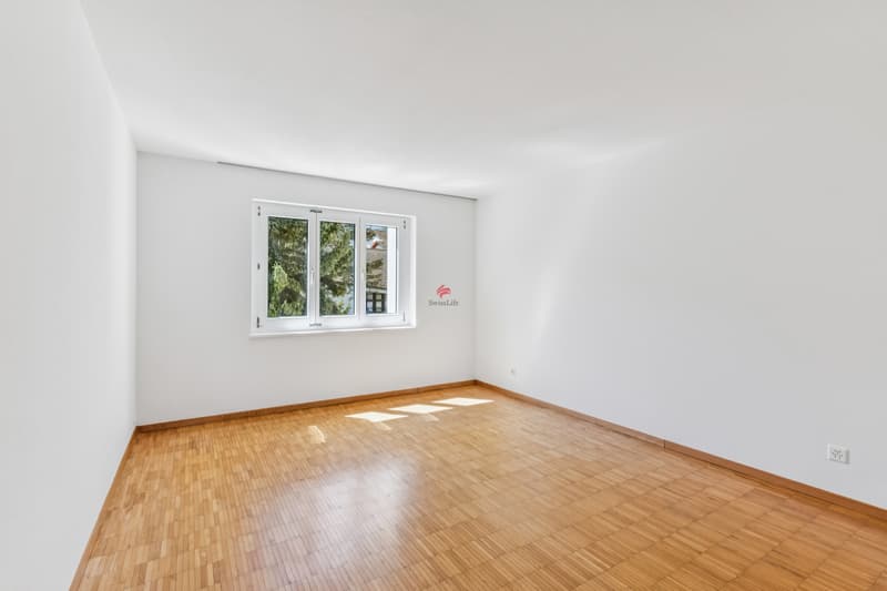 Cozy, quiet, and with potential (3)