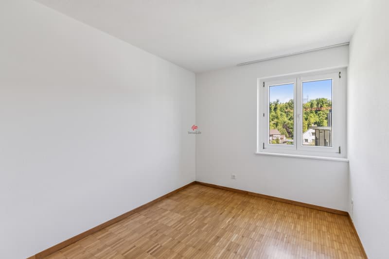 Cozy, quiet, and with potential (6)
