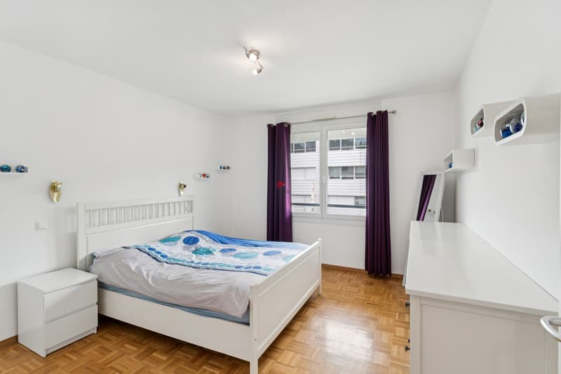 Spacious 4-room crossing apartment in a quiet location (5)