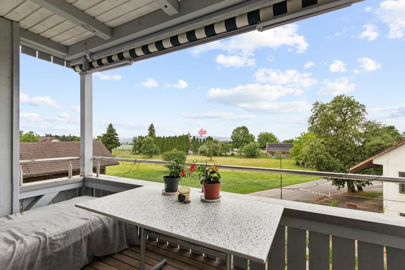 Penthouse Maisonette with a Far-Reaching View and Sunny Location (10)
