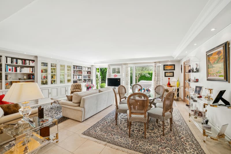 Elegantes Appartement von 160 m² im Herzen von Cologny (2)