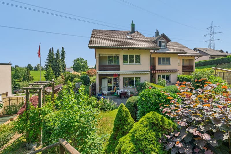 Reiheneinfamilienhaus mit viel Gestaltungsmöglichkeiten und Garten (1)