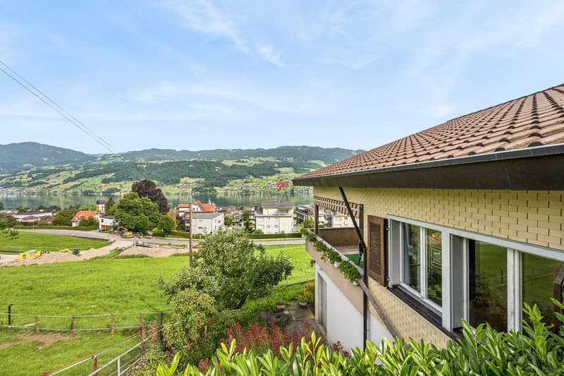Habiter avec vue - Maison unifamiliale avec vue sur le lac inobstructable (2)