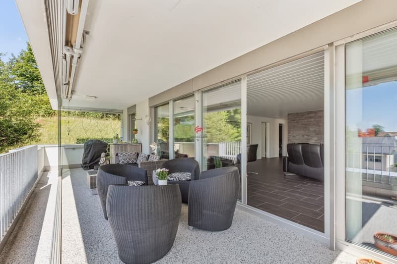 Espace de vie familial moderne... dans un emplacement idéal ! (7)