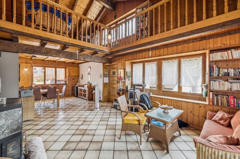 Appartamento di 4,5 locali con soppalco e soffitta - Villaggio di Saxon (4)
