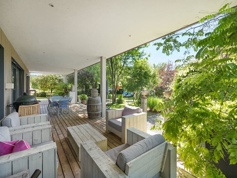 91 m² grosse überdachte Terrasse