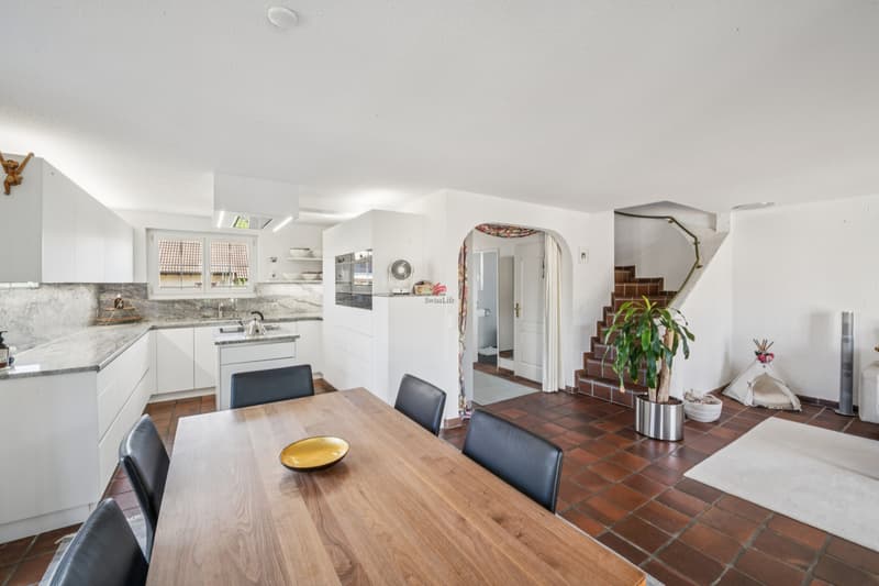 Doppeleinfamilienhaus mit Pool und Wintergarten (3)
