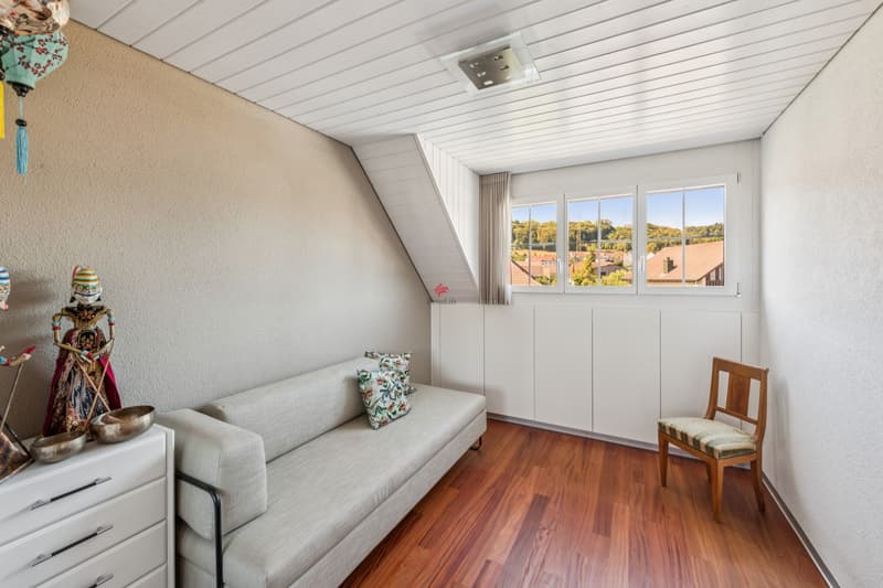Doppeleinfamilienhaus mit Pool und Wintergarten (11)