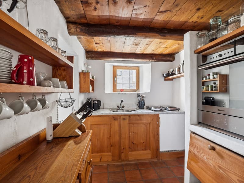 Klein aber fein ist die Küche / La cucina è piccola, ma dispone di tutto.