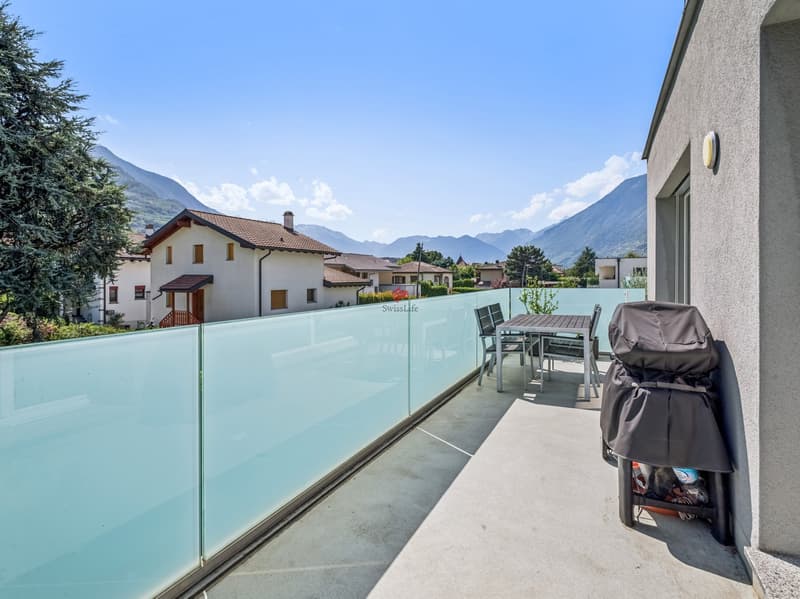 / Large terrasse