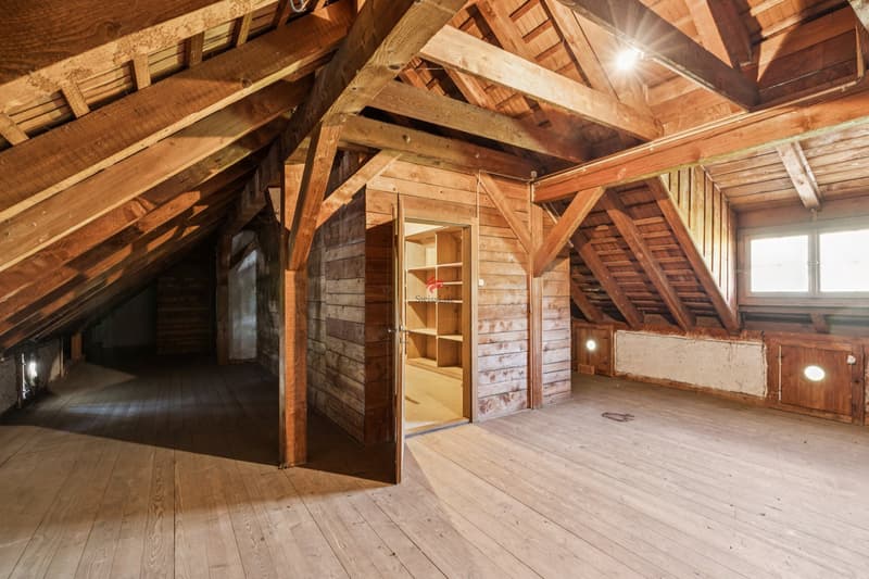 Charmantes Mittelhaus mit traumhafter Aussicht und Potenzial (9)