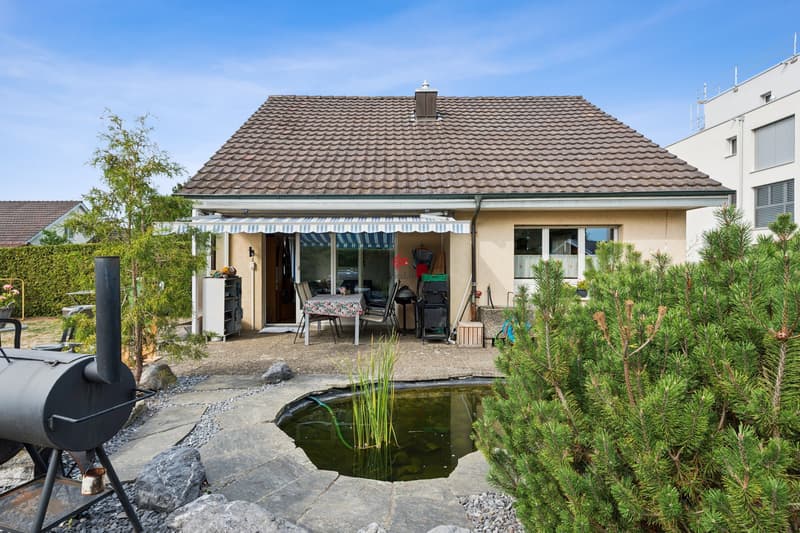 Einfamilienhaus mit grosszügigem Garten (1)
