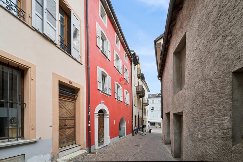 / Immeuble côté Sud