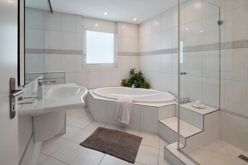 Badezimmer im Erdgeschoss