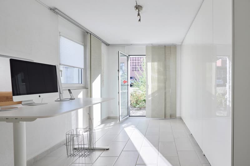Büro / Zimmer im Erdgeschoss