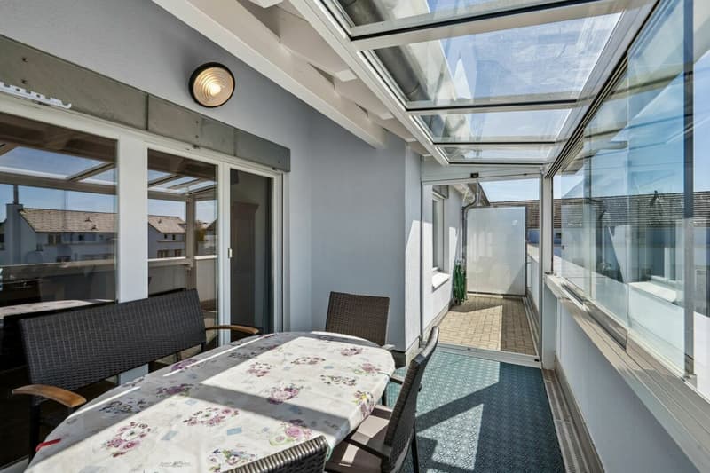 A home with a far-reaching view - views that inspire in every season (4)