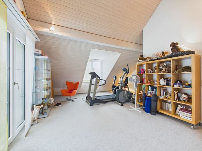 Where quality of living is at home - Family house with winter garden and solar system (10)