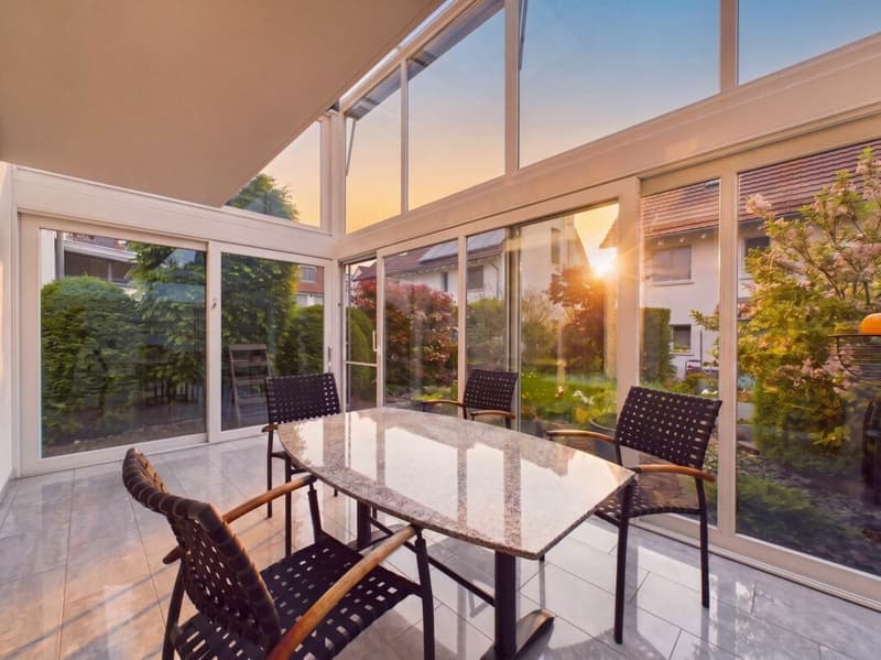 Where quality of living is at home - Family house with winter garden and solar system (1)