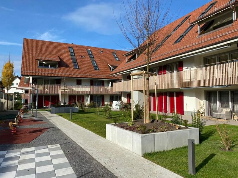 Modern 2.5-room apartment with high standard of construction in Nassenwil (1)